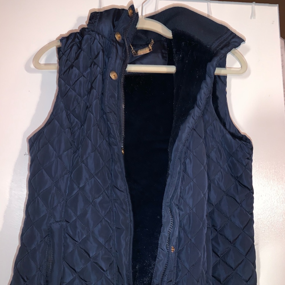 Vest with fuzzy inside (navy blue)